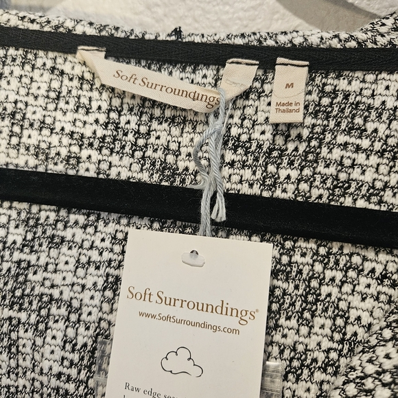 NWT Soft Surroundings Button Front Hooded Cardigan Sweater Size M - Picture 3 of 12